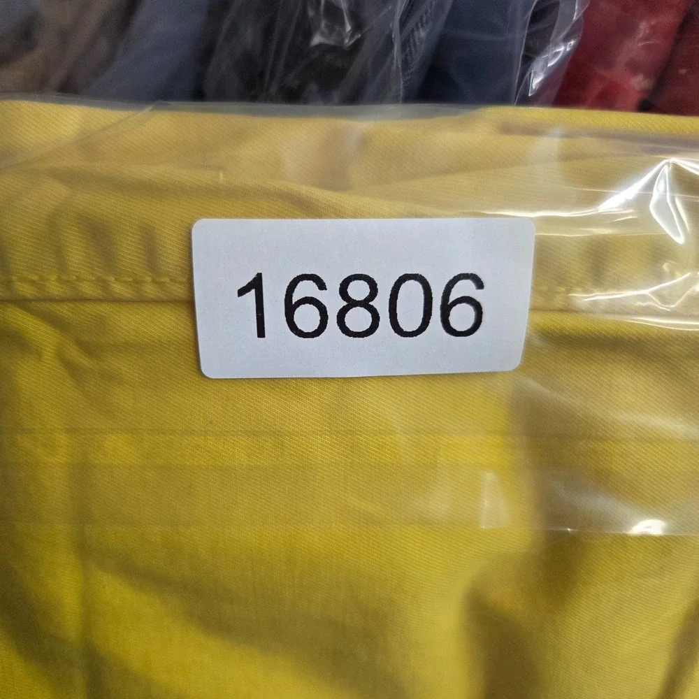 Banana Republic Lived-In Shorts Mens 35 Yellow 8